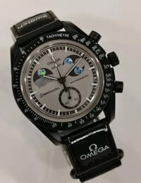 اوميغا سواتش • مون سواتش • كرونوغراف