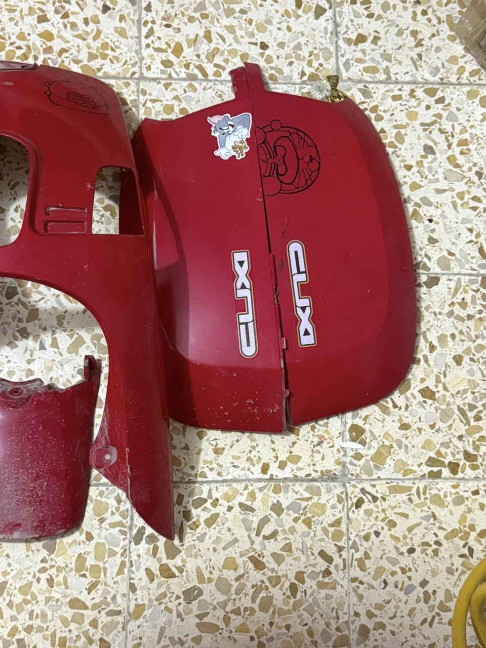 كفر ماكس بوليس اصلي مال دراجه نضيف كلش نقص بي بس الجاملغ القطعه الاماميه مال الجاملغ خابرني و بيك خير و دلل ***********
