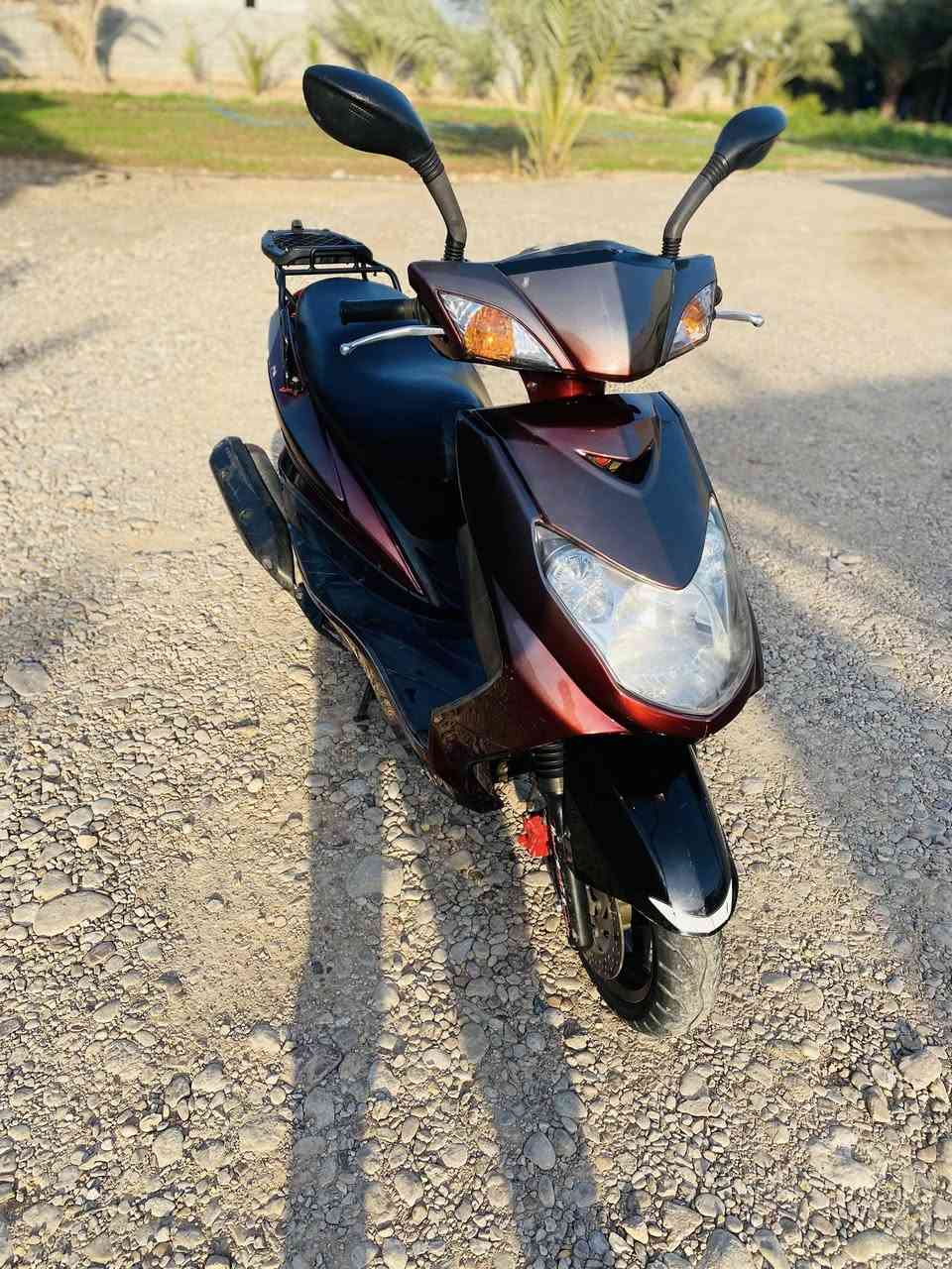 السلام عليكم
دراجة سكنس فحل 

مال جناي

دراجة رمبه 

نوزل + بيه هندر 

دراجة جديدة بمعنى الكلمه 

مكفول كفرات بلاد محرك مكفول كفالة عامه

دراجة ناعمة

دراجة شلعة معدل مفوله من كلشي

شرط الصبح نكرة وحدة تشتغل 

سويج عدد 2

لاستفسار 

اتصل وادلل

***********
