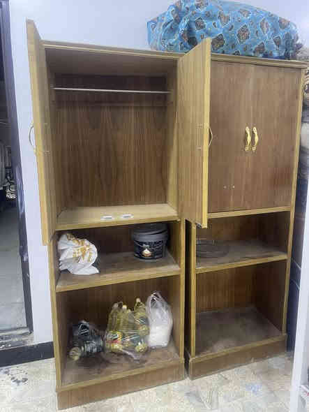 كناتير نجاره عدد ٢ ابو بابتين الواحد 45 الف ماعندي توصيل مكاني الكاظميه ***********
