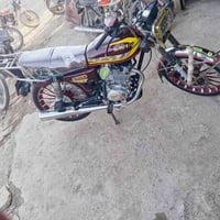 للبيع سيفان موديل 2025 صار ثلاث اشهر من طبكتو يعني جديد بعدو  السعر 85...