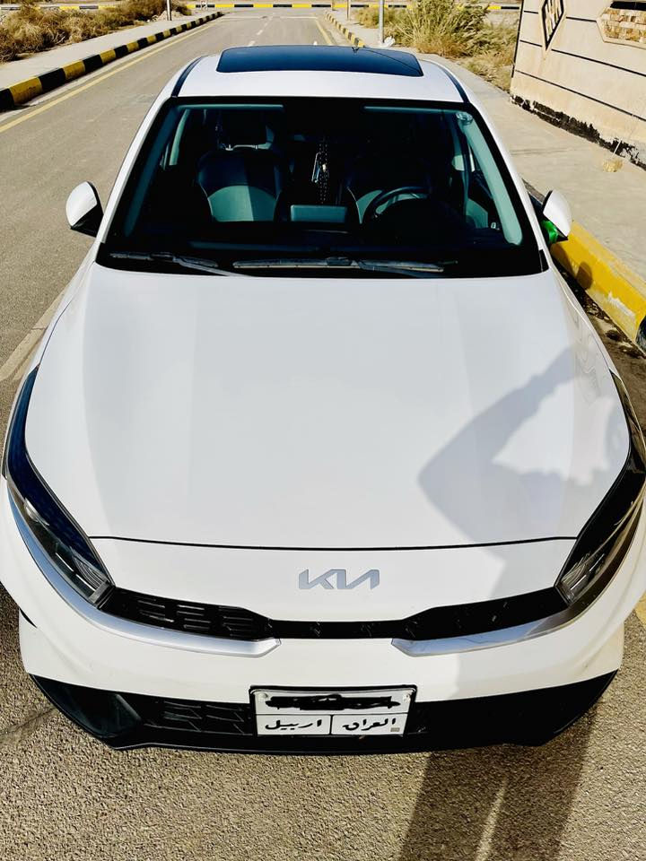 للبيع سيراتو
فول موصفات بيهه بارد جاملغ الخلفي شبر 
موديل 22
خليجي   
بسم شركه وكاله تحويل 
محرك 1600
داخل لونين 
ماشيه 94
تبريد قطعتين 
منافذ شحن قطعتين 
مثبت سرعه شاشه +كامره
السعر 165
عنوان واسط / العزيزية 
***********
***********
