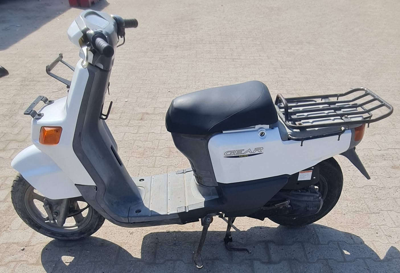 سلام عليكم دراجه بيكم فحل مال رمبه صار شهرين من نازله دراجه نضافه فول مكينه خرسه برغي ممفتوح بيه أوراقه كامله شلعه ومعدل فول اتبطنش استان كهربائي شغال سلف وهندر اشاير عالي وناصي كيجات كيلو متر وبانزين قفل ستيرن كله شغاله بيه السعر ٤٧٥ مكاني مدينه الصدر الشراي يتصل ***********
