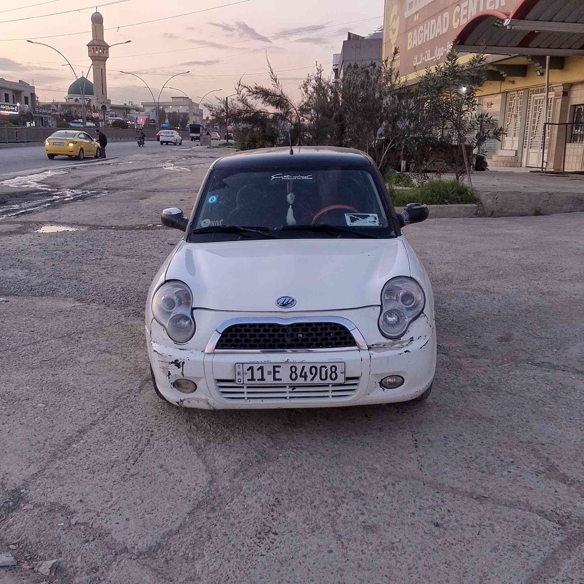 السلام عليكم ليفان للبيع محرك وكير شرط شرط التحويل والوكاله السعر 39وبيها مجال بيع مستعجل الشاري يتصل ***********/***********
