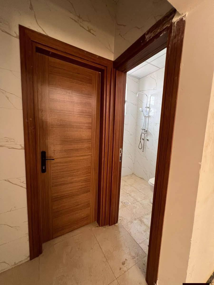 {{{نظام اقساط}}}
دار للبيع 200 متر طابقين موقع مميز 

محتويات البيت/ 3 غرف نوم و هول و استقبال و مطبخ و صحيات و كراج 

الموقع/ مجمع مدينتي السكني 

السعر/ https://t.me/AlFayslrealestate***********/3247?single

__

للاستفسار مراسله الصفحة على 
الرسائل الخاصه 

‌‎او الاتصال بالارقام⬇️📞 
***********
***********

او زيارة ⬇️⬇️⬇️

(( مكتب الفيصل))

📍 كركوك/ نهاية شارع القدس /
(مجمع فلوريا) قرب من مصرف اهلي العراقي 

او 
مشاهده صفحات المكتب على 

(فيسبوك) https://www.facebook.com/profile.php?id=100066592845440&mibextid=LQQJ4d

(تلكرام) https://t.me/AlFayslrealestate***********

(انستكرام) https://instagram.com/al_faisal.iq

___
‌‎🏡 الفيصل للعقار_AL FAYSAL 🏡
‏AL-FAYSAL (Real estate & Contracts)

* نستقبل جميع عروضاتكم السكنية 🏠 والتجارية 🏡 بكافة مناطق كركوك
