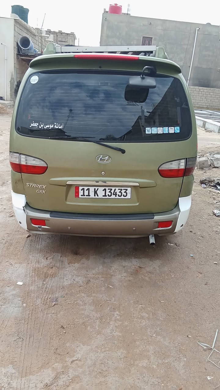 ستاركس 2000محدثه2007 كفاله مكينه وكير ولبدي شوف لعين سعر80 وبيه مجال رقم راعيه***********
