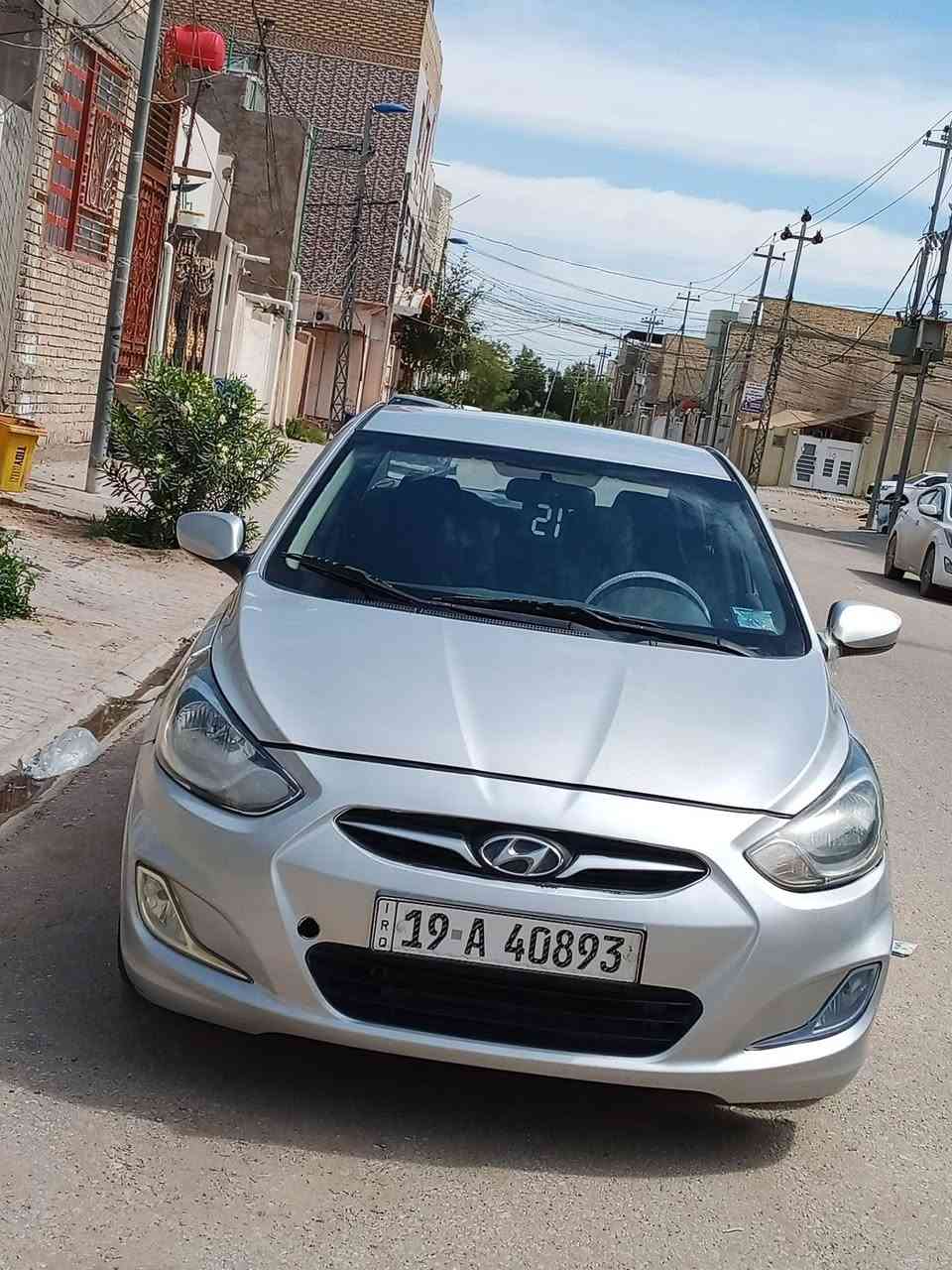 سلام عليكم . اكسنت 2012 خليجي محرك 1600 قطرتين كير محرك حداديه كفاله تبريد ثلج كهربائات كله جاهزه للأخير ماعايزه برغي بيها قطعه صبغ وقطعتين كلير فقط بدون فتح بدون معجون بلاديه كلش السياره رقم كربلاء انكليزي سنويه 2030 السعر 82 وبيها مجال ***********
