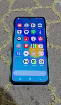 كلكسي اي ٢٥ ذاكرة ٢٥٦ السعر ١٤٠ ألف قفل ٠٧٧٢٢٦٧٧٣٨٣ شراي اتصل  البصمة ...