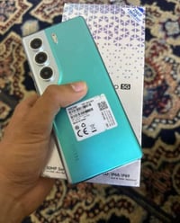 تكنو بوفا 5G • كامل ملحقات • كأنو جديد