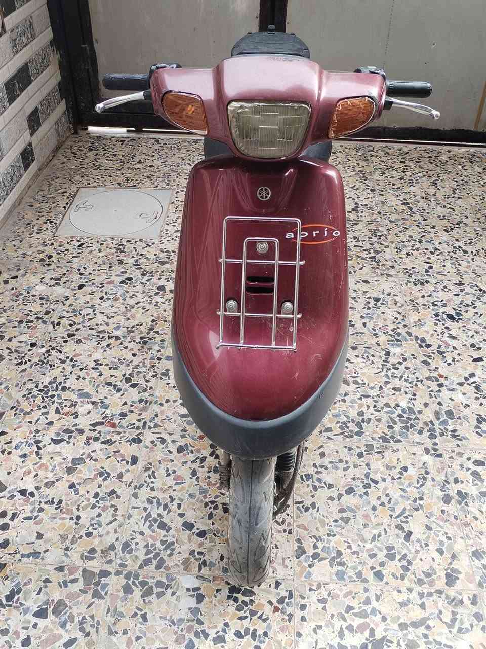 بطه الفين وتلاثه كهربائيات كله شغاله لا صوت كير ولا صوت أكسن سعر ٤٠٠وبي مجال قليل ***********
