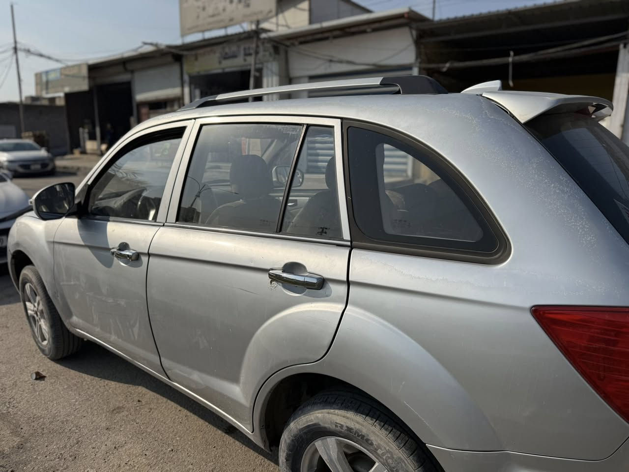 سلام عليكم
ليفان 2016 
بدون ضربه وبدون صبغ فقط جراد
كير مكنيه خير من الله
تبريد تدفئه شغال 
السعر 65 بيها مجال 
عنوان بغداد الغزاليه
***********
