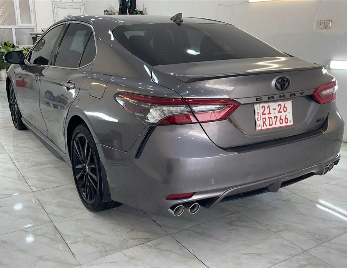 سلام عليكم للبيع كامري 2024
TOYOTA
CAMRY
2024
XSE
2,5L
V4
206 HP
14,000 MILES

المواصفات XSE 👑///
• مكينة سلندر V4
• سعة المحرك 2,5 لتر بنزين
• قوة 205 حصان
• قير أوتوماتيك 8 سرعات
• نظام دفع أمامي (FWD)
• أوضاع قيادة متعددة (Sport / Eco / Normal
• تبريد أمامي ثنائي
• إشارات بالمرايا
• تحكمات على الستيرنغ
• شاشة كبيرة 9 إنش
‏• Apple CarPlay
‏• Android Auto
• بلوتوث
‏• USB
• مثبت سرعة راداري
• تحديد مسار
• رادار أمامي
• رادار جانبي
• رادار خلفي
• كاميرا خلفية
• نقطة عمياء
• تنبيه مرور خلفي
• جنوط ألمنيوم 19 إنش
• تشغيل بصمة
• دخول ذكي
• مصابيح أمامية LED
• إضاءة نهارية LED
• مقاعد جلد رياضية
• مقاعد أمامية تدفئة
• فتحة سقف كهربائية
•كشنات تبريد

ضرر// جاملخ صبغ فقط بدون دواخل بدون ايرباك ✅
شرط فحص و ترقيم ✅

السعر/// 220$ ورقة بيها مجال 💵

سيارة جاهز ما بيها اي نقص ✅

بوليش و حمام جديد ✅

سيارة كاتي يترقم المحافظات شمالي
 (اربيل ، سليمانية ، دهوك)

مكان سيارة - كركوك 🌇

📞 0770 137 0765
