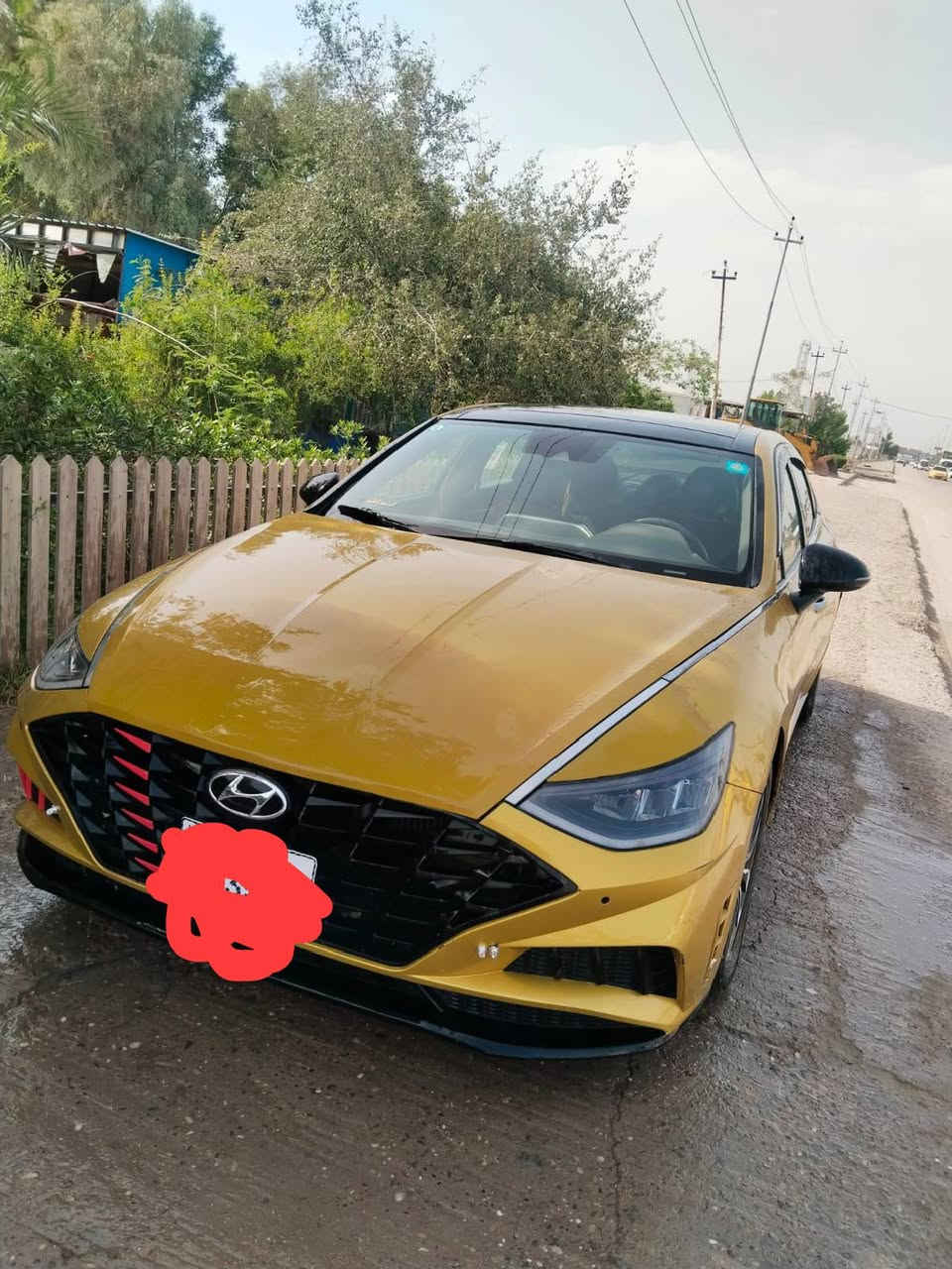 السلام عليكم 
للبيع سوناتا موديل 20 
رقم بغداد انكليزي سنويه ل28
حادث امريكا جاملغ وبنيد بدون دواخل 
وهنا بالعراق بيه رش مكانات 
ماشيه 87
مكينه 1600 تيربو 
فول مواصفات للأخير بنراما كشنات جلد + كهرباء + شفتات ستيرن 
السعر ١٣٥ وبيه مجال 
خاص ماجاوب فقط اتصال 
***********     مكاني حله مركز
