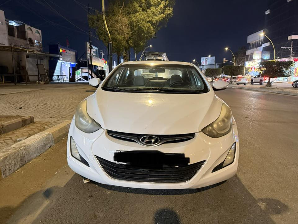 السلام عليكم
سياره النترا 2014 
خليجيه مكفوله ماعدا خمسة اصابع صبغ بالباب سايق
فول مواصفات ماعدا البصمة
مري شفط
رقم انكليزي جديد 
داخل صاج 
تخم تايرات جديد
تبريد جديد
حداديه امامية وخلفية جديدة
السياره نظيفه جدا واحلى من الصور
سعرها 128 وبيها مجال حك الجيه
رقم الهاتف
***********
المكان بغداد حي القاهره
