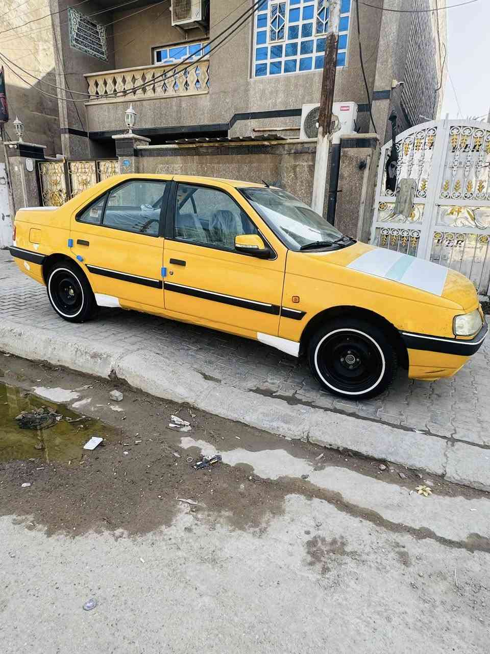 السلام عليكم بيجو أكد موديل 2016 بغداد
مصفره هيئه وغرامات سنويه2017
كير محرك صدر خير من الله تايرات جدد
بيها صبغ فقط قطعه جاملغ خلفي 
تحويل مباشر 
السعر 39 وبيها مجال قليل 
العنوان بغداد الكمالية لاستفسار لانتصال 
***********
