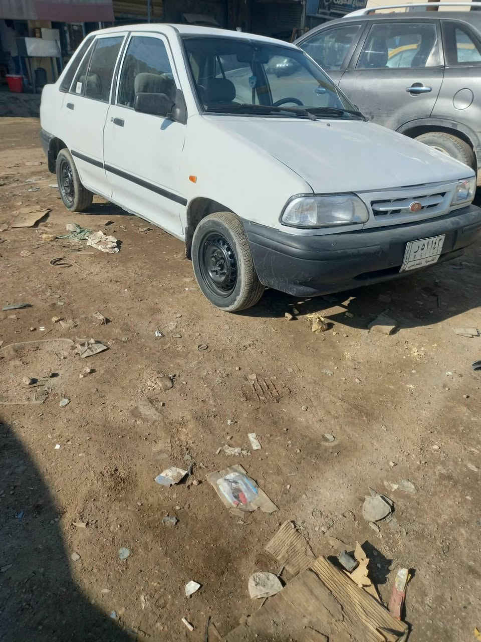 السلام عليكم
سايبا للبيع 2014 خصوصي  بيها جاملغ الخلفي بي ضربه ومصلحه هاي الصوره وسياره أحله من الصوره ومالكها يريد مداور حداديه نضيفه كير ومكينه خير من الله رقمها قادسيه سنويه صاقطه بل 21  

السعر 28  وتجي تكلب وتقنع وبل خدمه مكاني النجف حي الشرطه ***********
