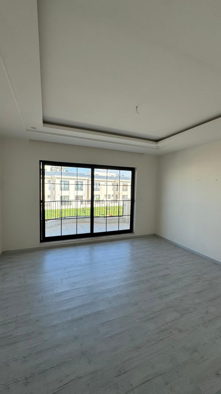 ***********
ماس هيلس -
320م
1200$
