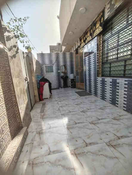 السلام عليكم بيت بكربلاء للبيع بحي الامل 200 متر بيت بنيان جديد كل شيء متوفر بيه خدمات طابو زراعي اسهم سنه 25 السعر 165 رقم الهاتف ***********
