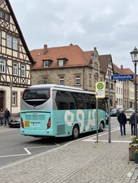 باص هايكر للبيع 36نفر تبريد ثلج ❄️ محرك مكفول سياره جاهزه من كلشي كبل ...