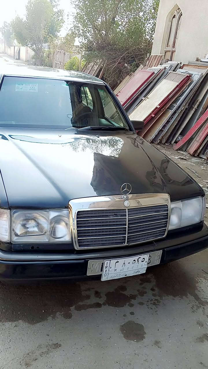 سلام عليكم دب مارسدس جاهزة من كل شي موديل 89محرك 2500مداور ثاني يوم الشراي يخابرني ويدلل مكاني ناصرية قضاء الرفاعي القواعد سليمه ***********
62وبيهه مجال
