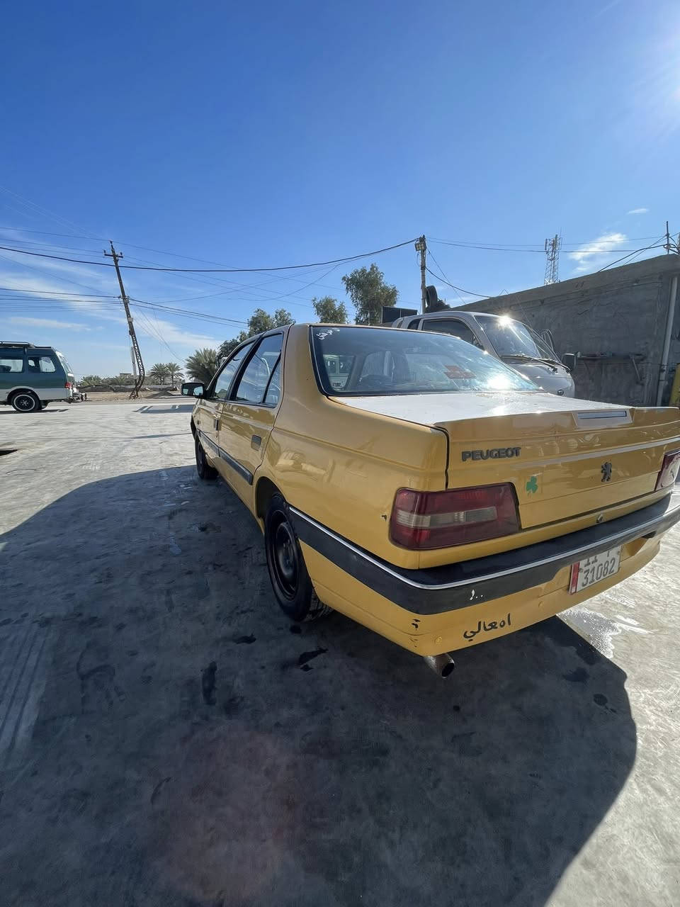 السلام عليكم سيارة بيجو اكد  ٢٠١٦ سيارة كاملة مكملة تخم تاير جديد. كشر نضيف  سيارة بيها حادث الجاملغ الخلفي فقط مكينتها بيها خيط بخار سيارة كاملة مكملة تبريد وية السويج تدفقة شغال كيجات شغالة كلهة رقم نكليزي بسمي ثاني يوم تحويل وين مايعجبك  السعر ٣٨ بيها مجال رقم الاتصال *********** ***********
