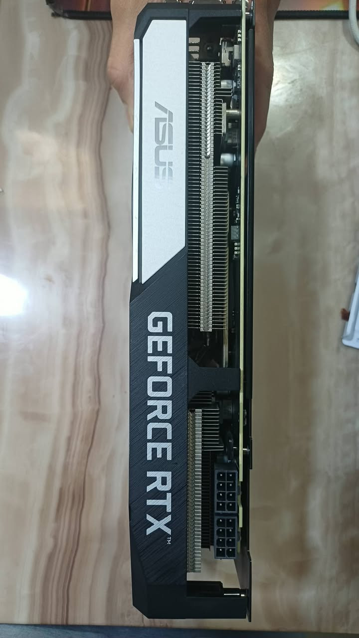 كارت شاشة Asus Rtx 3070 oc 8 GB للبيع ب ٤٥٠ الف فقط اخو الجديد استعمال قليل جدا
مكانه بغداد المنصور 
***********
