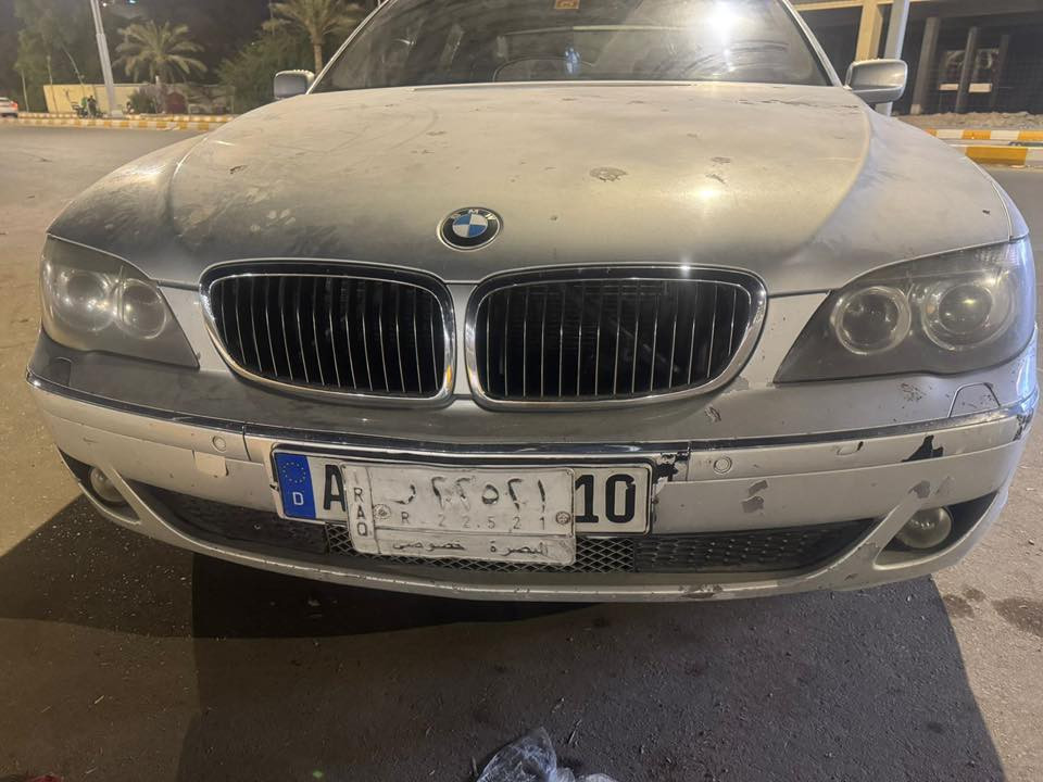 السلام عليكم
باخرة 750 خليجي كفالة من حادث وصبغ للبيع موديل 2006 باب طويل 

 رقم بصرة

 سنوية منتهية تريد تجديد تريد مداور تريد وكلة حاضر

السيارة بيها قطعتين جاردات باب السايق والي وراه

4 ابواب شفط

جنطه شفط 

بردات بيهن مشكله بسيطه  

فتحه سلايد وانطيك فتة ويها احتياط كاملة

ثلاجة داخلية

ستيرن تحكم كهرباء 

غرفتها داخل رصاصي  كشنات مو حلوات تريد تبدل تريد دوشم دشبول يخبل

كشنات جلد كهرباء تدفئة تبريد

وتبريد منضومة جديده بس كمبريسر شغلت هسه شو واكف مادري فيوز بيه مشكله 

 وخزن وضعيات

تجاوي ايضا كهرباء

مري قلاب ويه البك

إنارة ترحيب داخلية 

وخارجية وباليدات 

تبريد ثلاث قطع  حتى بل قمارة

هاند بريك بصمه حساسه واكف وما جيكته

سيدي جنجر cd

زراكات لايت امامية

لايت منظومة زنون بلاد

حساسات امامي وخلفي

باتري جديد قبل اسبوع بدلته

تايرات الاماميه قبل يومين شديتهن بس عدي ويل بيه عواج بسيط

بعد هواي مواصفات ما تخلص 

رقم الهاتف بيه واتساب ***********

السعر 115 متوازي على بيع كلش ولحد يكسر بيها
