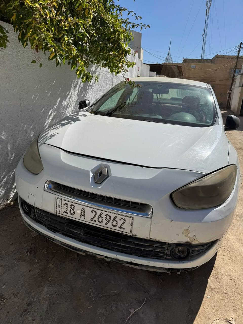 رينو فلونس موديل ١٢ سنويه جديده 2031 
مكينه وكير كفاله المكينه قبق اصفر المرغوب 
مابيها حادث بيها بيبان ٣ بس صبغ
مكانها حله 
رقمها بابل 
السعر 63 وبيها مجال *********** بس واتساب حلة, بابل
