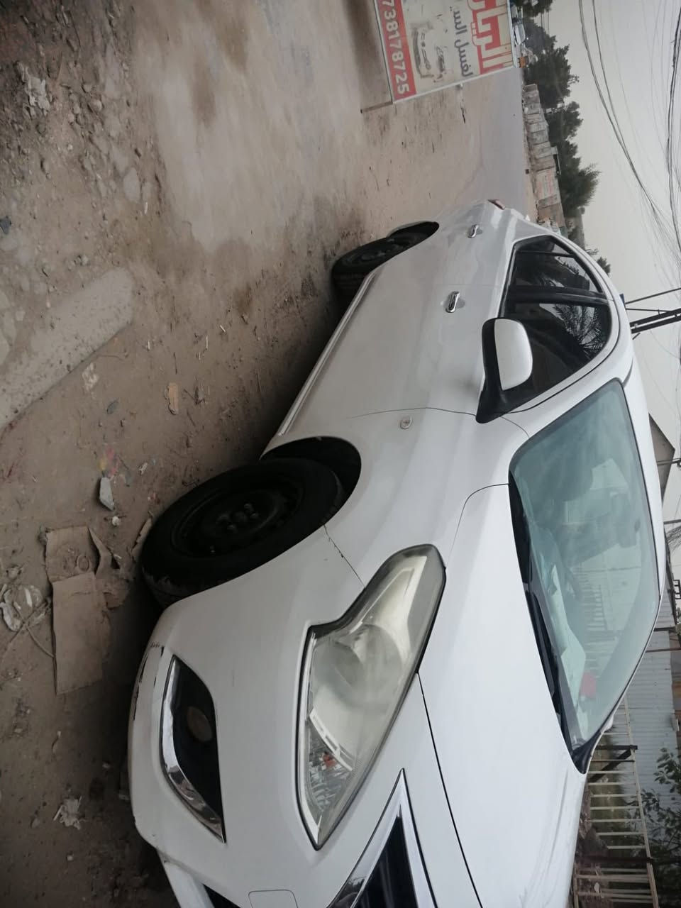 السلام عليكم اخواني للبيع نيسان سني موديل ٢٠١٩ رقم بغداد ماشيه  ١٤٥ مكفوله ماعدا طخه بجاملغ الأمامي  موضحه بالصور  محرك وكير وصدر مكفول السعر ١٠٥ 
رقم الهاتف ***********
