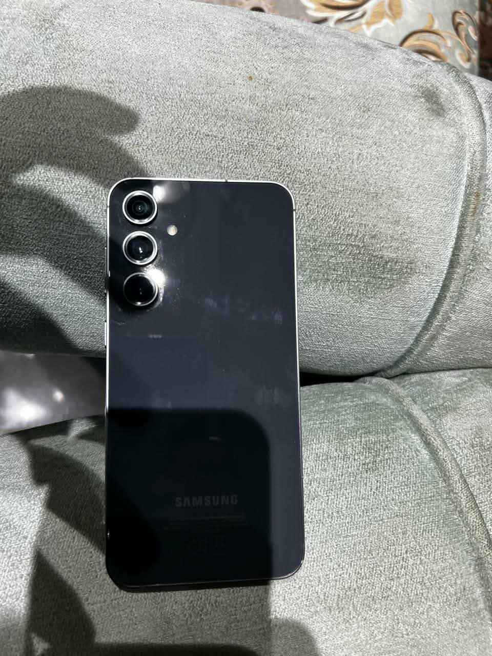 سلام عليكم جهاز s23fe شرق اوسط جهاز مكفول من كل شي ونظيف 100% للبيع ب٣٥٠ الف مكاني النجف شارع المجمعات بلوك ١٦ دار ١٢ 
*********** النجف, العراق
