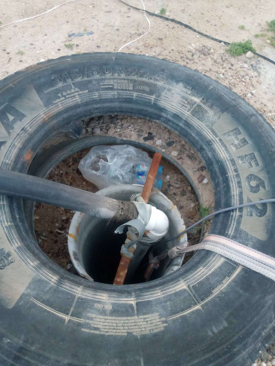 مكلف بالنشر هذا رقم راعيه ‏‪***********‬‏  
دونم زراعي مسيج بلوك بناء جديد بية بير ارتواز كهرباء ومزروع بية نخل وجت مكانه طريق الخور سفوان يبعد عن التبليط مسافة كيلو سعرهن 26 مليون وبية مجال قليل
