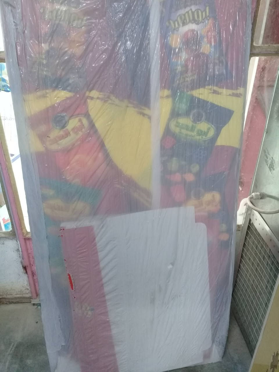 عارضات شيبس جديد ومستخدم كلمن وسعره جوا
***********
