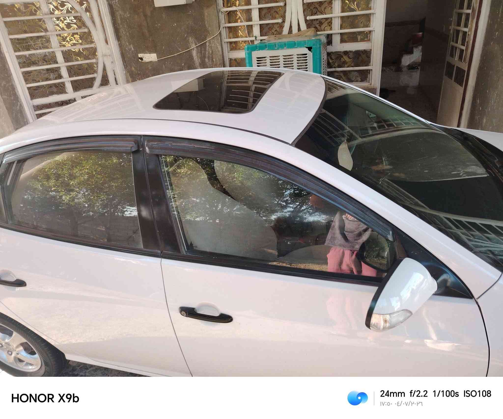 سلام عليكم نترا ٢٠١١ بيهه قطعتين صبق بدون دواخل والباقي كفاله عامه كير محرك تبريد تدفئة كله فوول تخم تايرات حداديه مكفووله  رقم بغداد بسمي شرط تحويل ثاني يووم   مكاني حله جبله ***********
