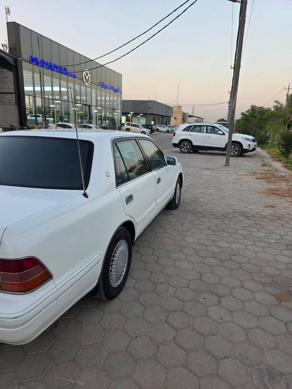 راس الثور موديل 1998 ايسر بلاد  رقم  بغداد تحويل مباشر هزه جديده سنويه جديده 2031 تحويل كافه محافظات العراق مشروع وطني مكفوله من القص ونغل الجثه والعيب الشرعي والضربه مكينه وكير 3000 حداديه جديده تخم تاير جديد تبريد ثلج سياره جاهزه بمعنى الكلمه السعر 115 وبيها مجال رقم الهاتف *********** عنواني النجف الاشرف اتصل وبيك خير وتدلل
