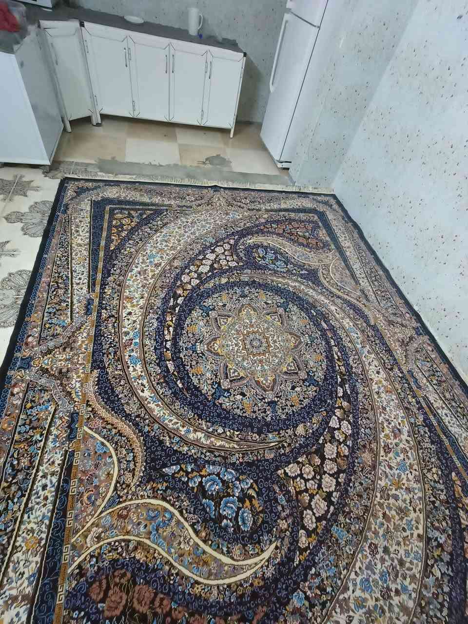 فەرشی 400 شانە بۆ فرۆشتن...
قیاسی 390درێژە و 290پانە
دوو دانەیە.
سعری 75 هەزار و کەمتریش ئەبێ.

ناونیشان ڕزگاری ( سمود).
نزیک مزگەوت خێرخوازان.
ژ.م ***********

