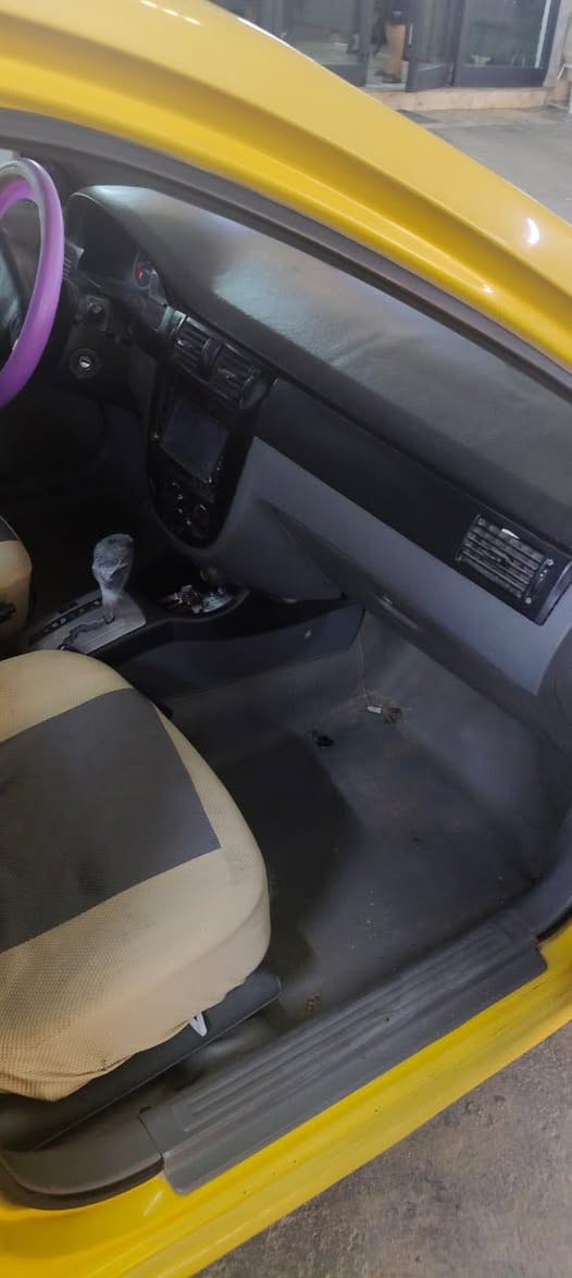 سلام عليكم اوبترا 2011 سيارة نظيفه راعيها ميت 
اكفلها من سرقة وحجز ومن كلشي للتفاصيل اكثر اتصلو
للبيع  سعر 45 قفل 
العنوان بغداد الحبيبية 
هـ ***********
