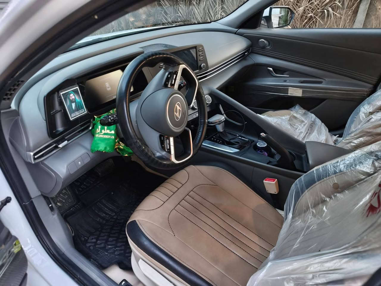 السلام عليكم للبيع النترا ٢٠٢٤ خليجي محرك ٢٠٠٠ المرغوب ام ضمان صار بيهة حادث ومصلحه بنيد بدل/ وباب صدر صبغ +بارد شبر  بدون دواخل وبيه وباقي مكفول الموصفات فول معروفه مال الخليجي رقم بغداد الجديد بسمي  ***********
