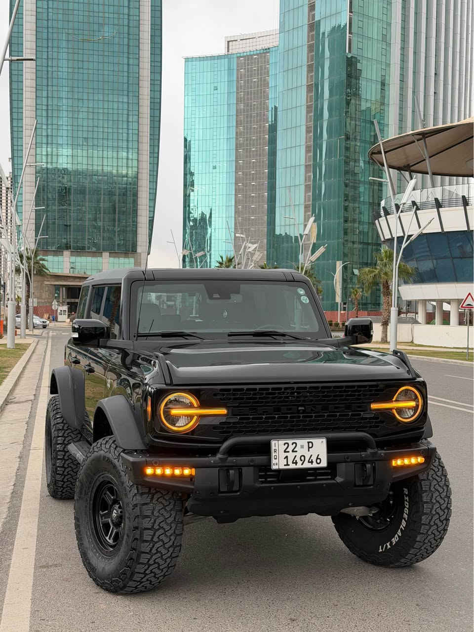 Ford Bronco 
Outer Banks ( V6 ) 
2023 
فۆرد برۆنکۆ ٢٠٢٣ 
فول مواصفات 
V6 
‎5 دوگمە 
‎5 کامیرە 
شاشە گەورە 
دەبل زەرد 
کوشن جلد سوورو رەش 
بیلاد لە ئەمریکا بلندکرایە
کتابی جام رەشی لەگەلە 
‎2 پارچە صبوغ 
داخلی نیتی 
12 mil رۆشتیە
لە هەولێرە سەیارەکە 
نرخی 🔥 ٣٥٥$ 🔥
*********** 
*********** أربيل, العراق
