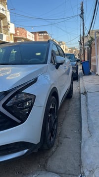 للبيع سبورتج موديل 2018  ماشيه 58  مكينه 2000 دوش  فول مواصفات تشغيل ب...