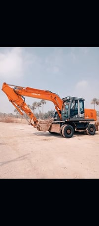 حفارة • موديل ٢٠٠٨ • بابل