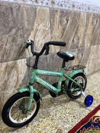 بيسكل حجم 12  سعره 25 قفل  من الأخير مكاني قطاع 28 شراي اتصل 077449257...