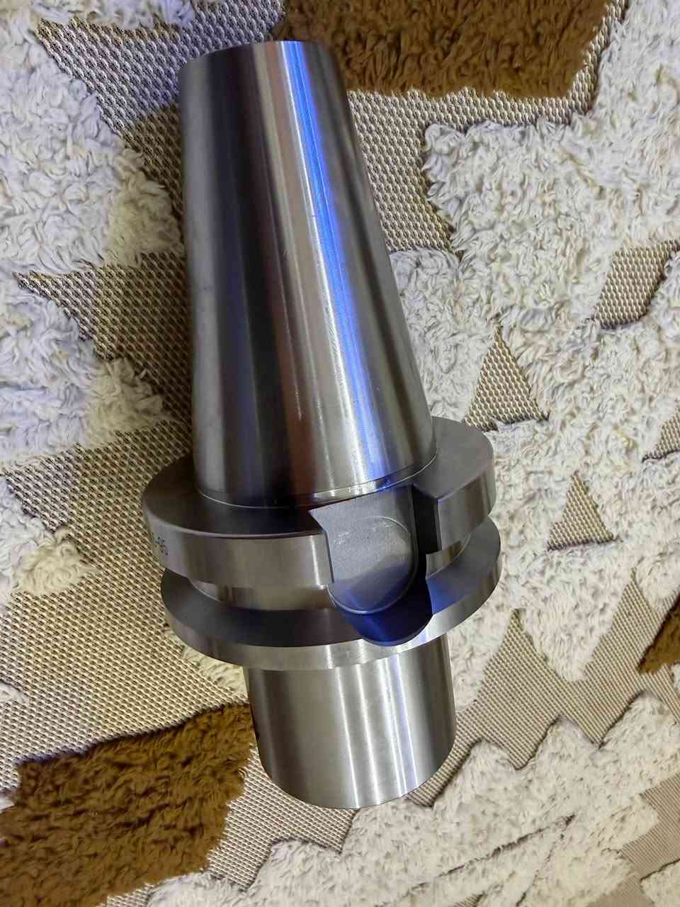 سلام عليكم طلعت عندي هاي قطعه مال مكينه cnc انطي سعر اعلى سعر ابيع ***********
