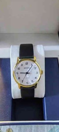 ساعات نصب تكويك اصلي بالة للبيع باسعار مناسبة كلمن وسعره التواصل خاص ا...