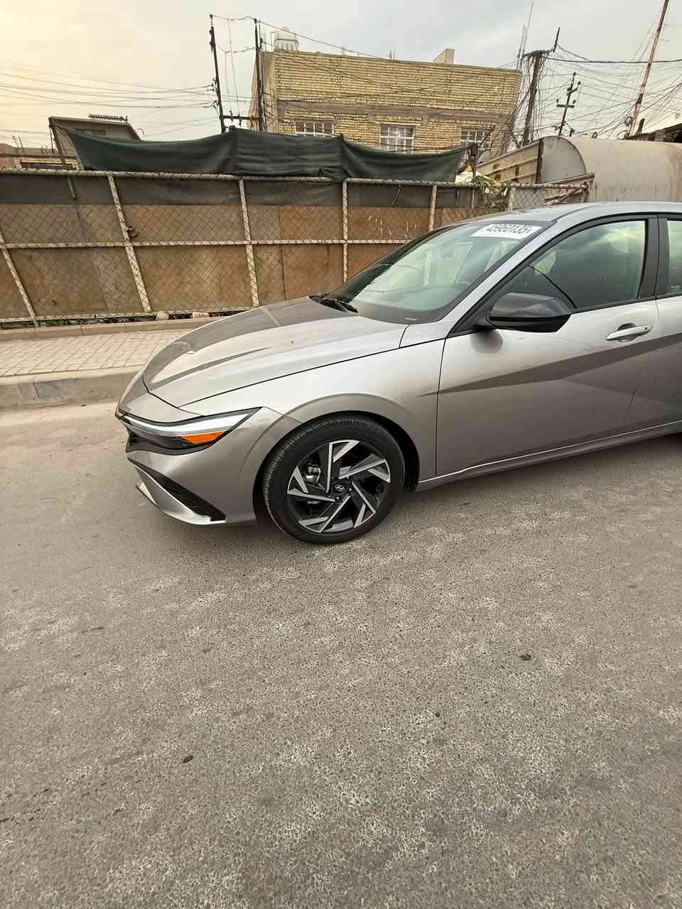 هونداي النترا مديل ٢٥ مرقم بغداد بسمي
وارد أمريكي مواصفات SEL سبورت 
محرك ٢٠٠٠ دوش 
بدون ايرباك سيارة 
موصفات سيارة فول عدا الفتحة والجلد 
بصمة سيارة تشغيل عن بعد 
رادار امامي خلفي وبل مراية 
لد نهاري فول تحكم ستيرن 
تبريد شاشة 
ويل كب كروم 
ثلاث وضعيات قيادة 
مانع انزلاق توقف ذاتي 
ستيرن جلد حياكة 
سبيدر بل جنطة اصلي 
بعد بيها هواي مواصفات 
ماشية ٣٠٠٠ زيرو سيارة 
بدون ايرباك  سيارة 
حادث سيارة جانبي تبديل باب وجاملغ بدون دواخل شرط الفحص والسونار 
كير محرك لغد شاصي كفالة 
صور الحادث بل منشور 
مكان سيارة بغداد 
رقم الهاتف ***********
