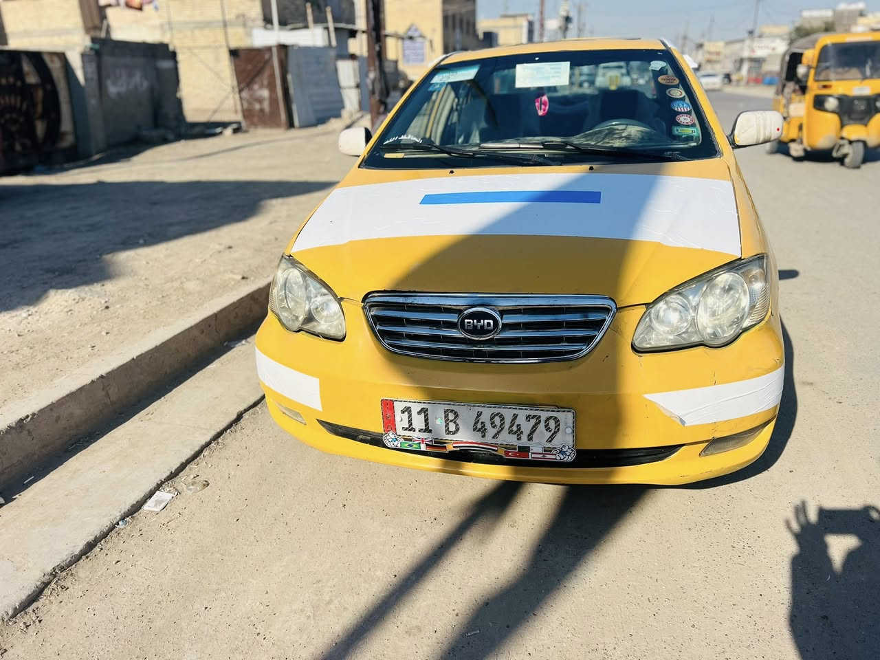 السلام عليكم بي واي دي للبيع f3 بيها باب عكس السايق مبدل كير مكينه تبريد تتفئه حداديه كلها مكفوله مكاني شعب نهايت الفورتات ***********
