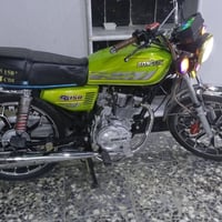 سيفان ٢٥ • مكينة ٢٠٠ • أوراق كاملة