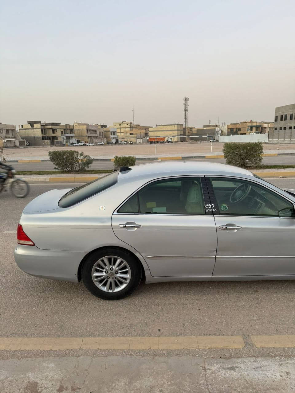 السلام عليكم
#كراون_شاهينه
 للبيع موديل 2004  
رقم نجف دولي
مشروع وطني وتحويل مباشر شرط المداور
 السياره مكفوله كفاله عامه من كصه ونقل الجثه  والرسميات السياره جديده 
ارقام انكليزي  
السياره شاصي82 
كير 6نمر 
بصمه
ترحيب 
غرفه  بيجي
لايت دوار 
كشنات  كهربائي تبريد  بالكشنات سبلت شغال تحكم ستيرن برده خلفيه 
تحوير النجف فوك وجوه
السعر 128وبيها مجال قليل كربلاء شراي يخابر وخادم بيع فقط
***********
