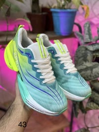 ملابس • مقاس ٤٣ • مجرّب