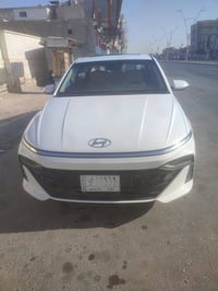 الئ عشاق اكسنت الجديد ماشيه 100 موديل 24 خليجي مكفوله من الضربه والتبد...