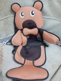 كراسي طفل مال كشن سيارة جديدة سعر١٧الف وبيها مجال لاستفسار اتصل ٠٧٥١٢١...